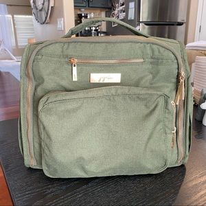 JuJuBe BFF Olive Chromatics